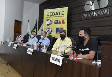 Debate político reúne todos os candidatos a prefeito de Paranavaí