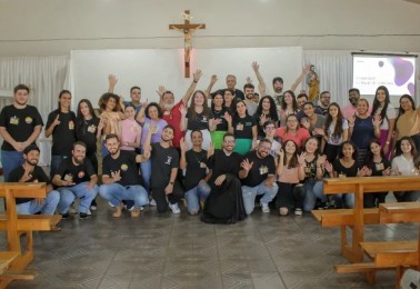 Decanatos de Paraíso do Norte e Terra Rica participaram do encontro de formação da Pascom no último domingo (3) em Paranavaí