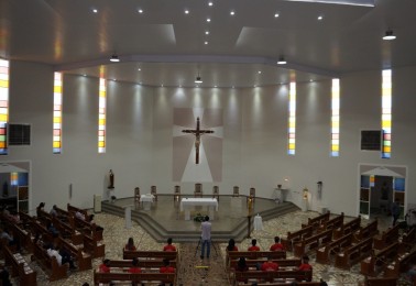 Novo decreto determina suspensão de missas presenciais em Planaltina do Paraná